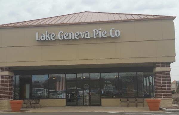 Lake Geneva Pie Co interior